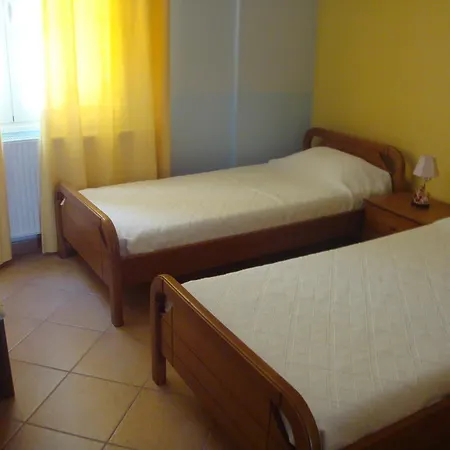 Apartment Santafemia *